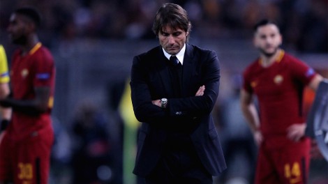 ROME, ITALY - OCTOBER 31: Chelsea FC head coach Antonio Conte reacts during the UEFA Champions League group C match between AS Roma and Chelsea FC at Stadio Olimpico on October 31, 2017 in Rome, Italy. (Photo by Paolo Bruno/Getty Images )