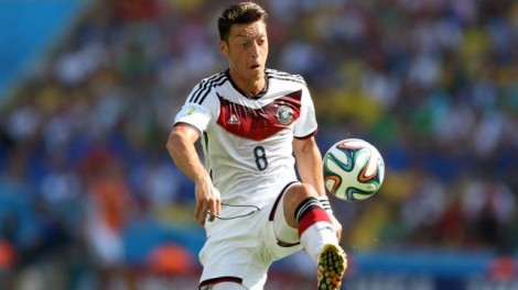 father-of-mesut-ozil-thinks-scapegoat-should-quit-germany