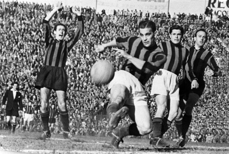 1920px-1950–51_Serie_A_-_Inter_Milan_v_AC_Milan_-_Nordahl_scores