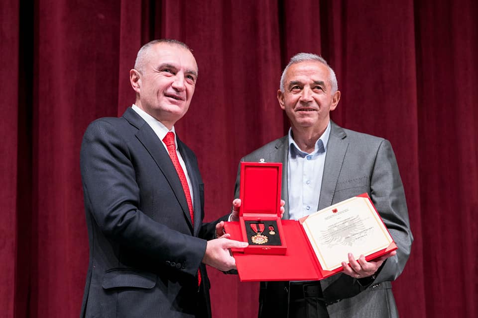 Meta Xhambazi