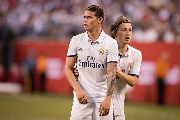 luka-modric-james-rodriguez-1471328293-800