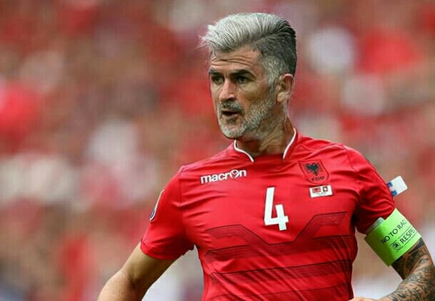 hysaj i plakur