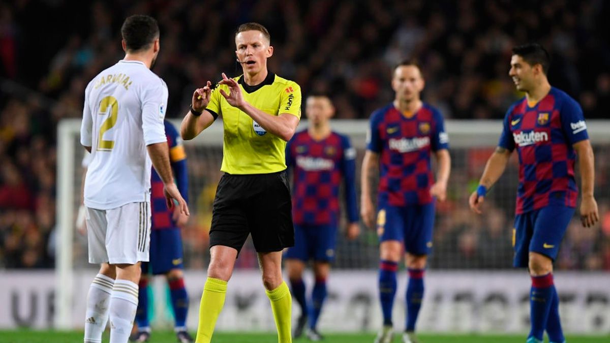 arbitro-hernandezhernandez3
