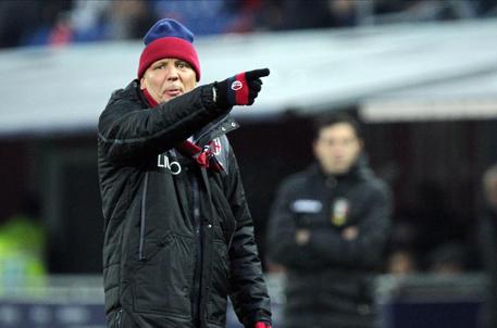 Bologna's coach Sinisa Mihajlovic gestures during the Italian Serie A soccer match Bologna Fc vs Atalanta at the Renato Dall'Ara stadium in Bologna, Italy, 15 December 2019. ANSA/GIORGIO BENVENUTI