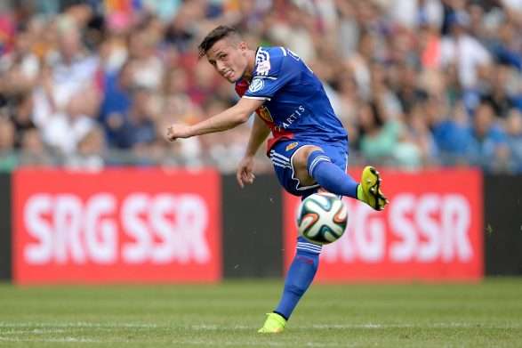 xhaka-587x391