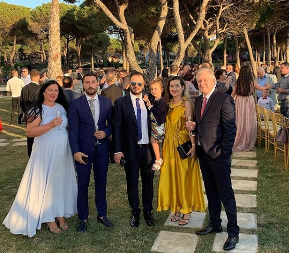 Familja