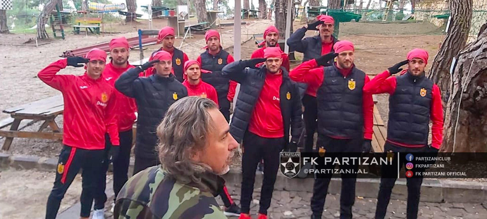 Pershendetja ushtarake Partizani