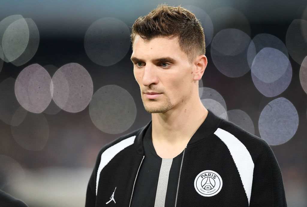 NAPLES, ITALY - NOVEMBER 06: Thomas Meunier of Paris Saint-Germain in action during the Group C match of the UEFA Champions League between SSC Napoli and Paris Saint-Germain at Stadio San Paolo on November 6, 2018 in Naples, Italy.  (Photo by Francesco Pecoraro/Getty Images)