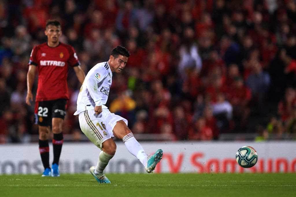 MALLORCA, SPAIN - OCTOBER 19: James Rodriguez of Real Madrid CF plays the ball during the La Liga match between RCD Mallorca and Real Madrid CF at Iberostar Estadi on October 19, 2019 in Mallorca, Spain. (Photo by Alex Caparros/Getty Images)