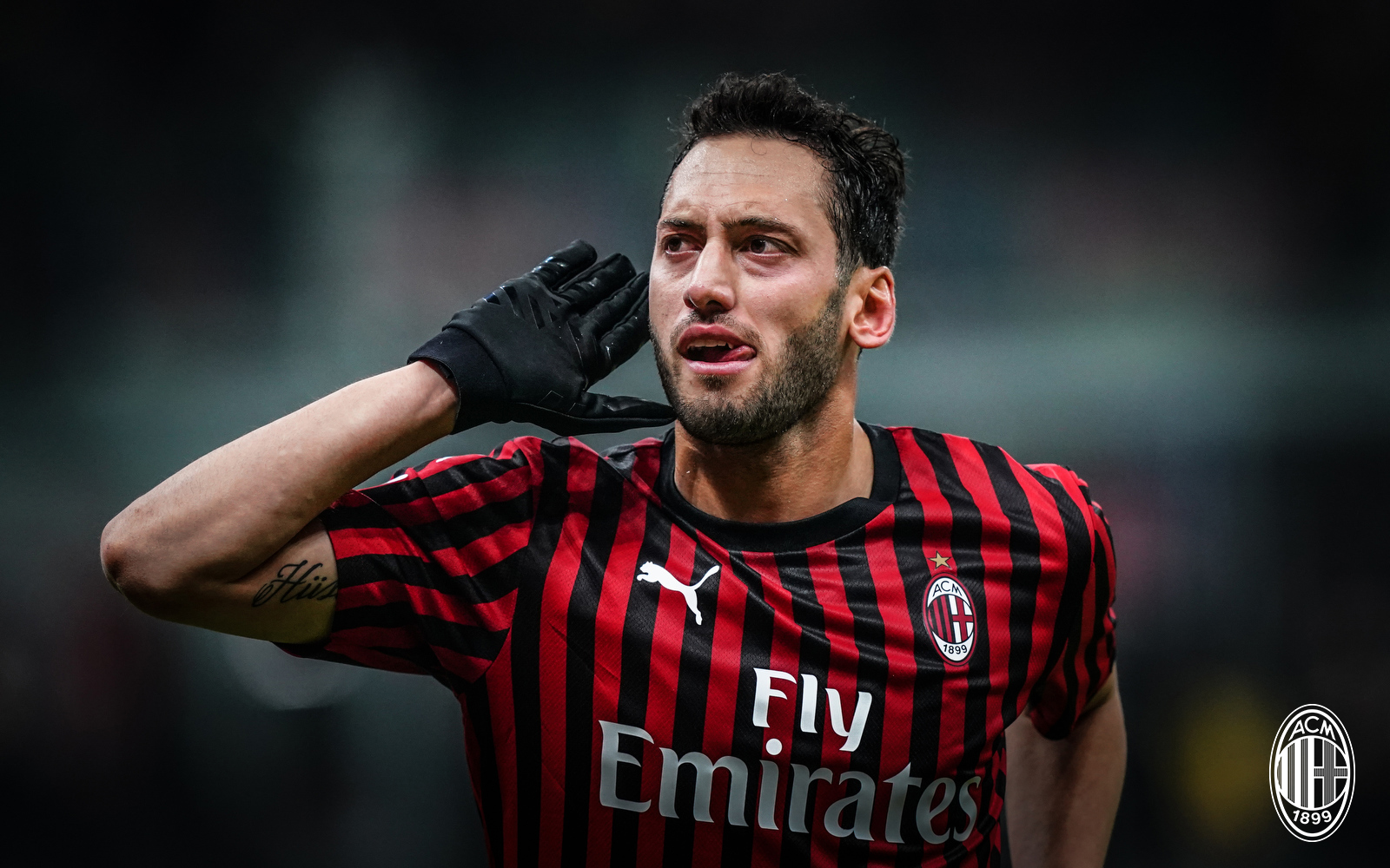 Hakan-Calhanoglu-toro