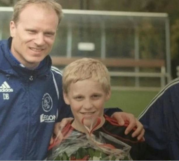 Van De Bek Bergkamp