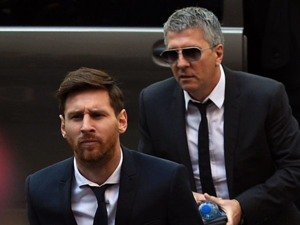 messi-and-father-jorge-messi-1200x900