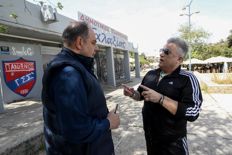 Bersheni me gazetarin grek