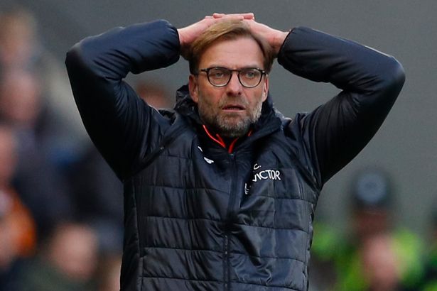 Liverpool-manager-Juergen-Klopp-looks-dejected
