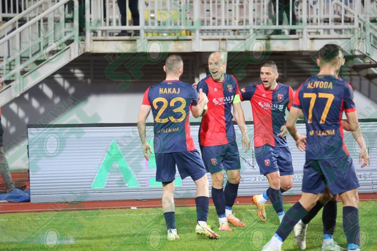 Çast nga ndeshja Vllaznia-Tirana 3-1 FOTO: F.HAZISLLARI