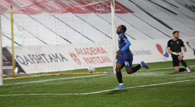 Mustafa Salami duke festuar golin kundër Partizanit