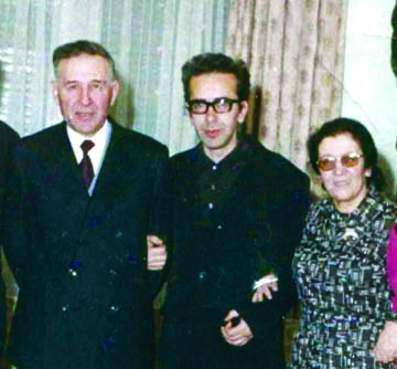 Mehmet e Fiqirete Shehu me Ismail Kadarenë në vitet ‘70