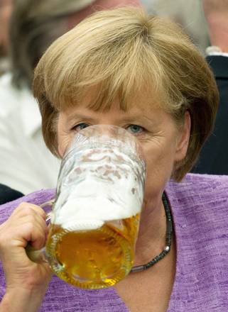 Angela Merkel at Gillamoos political morning pint