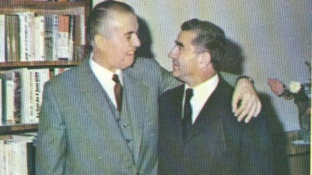 Enver Hoxha dhe Sulo Gradeci