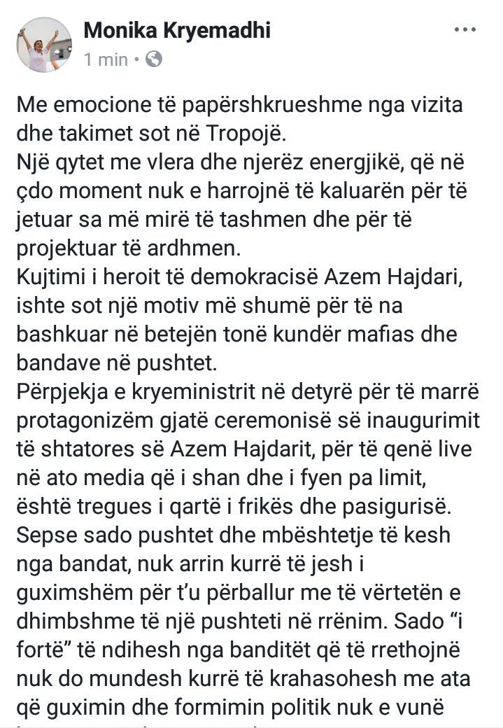 mona per azwemin