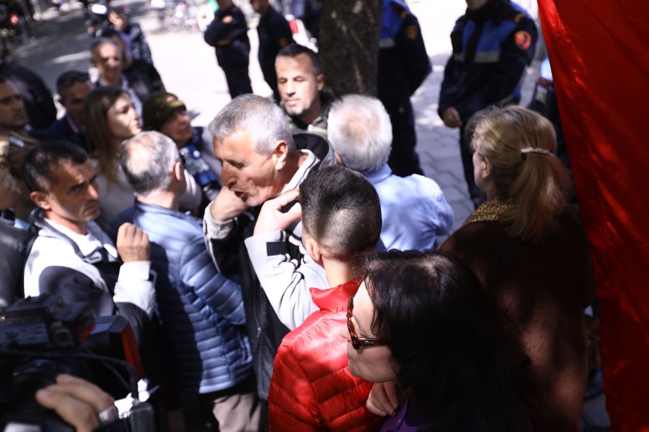 protest tension3