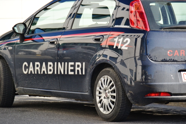 carabinieri_auto_generica2
