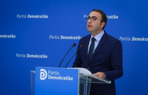 VIDEO/ “Po tentojnë drejt strategjisë së negociatave”, Muç Nano: Të shpallen zgjedhjet e parakohshme 6 Gazment Bardhi