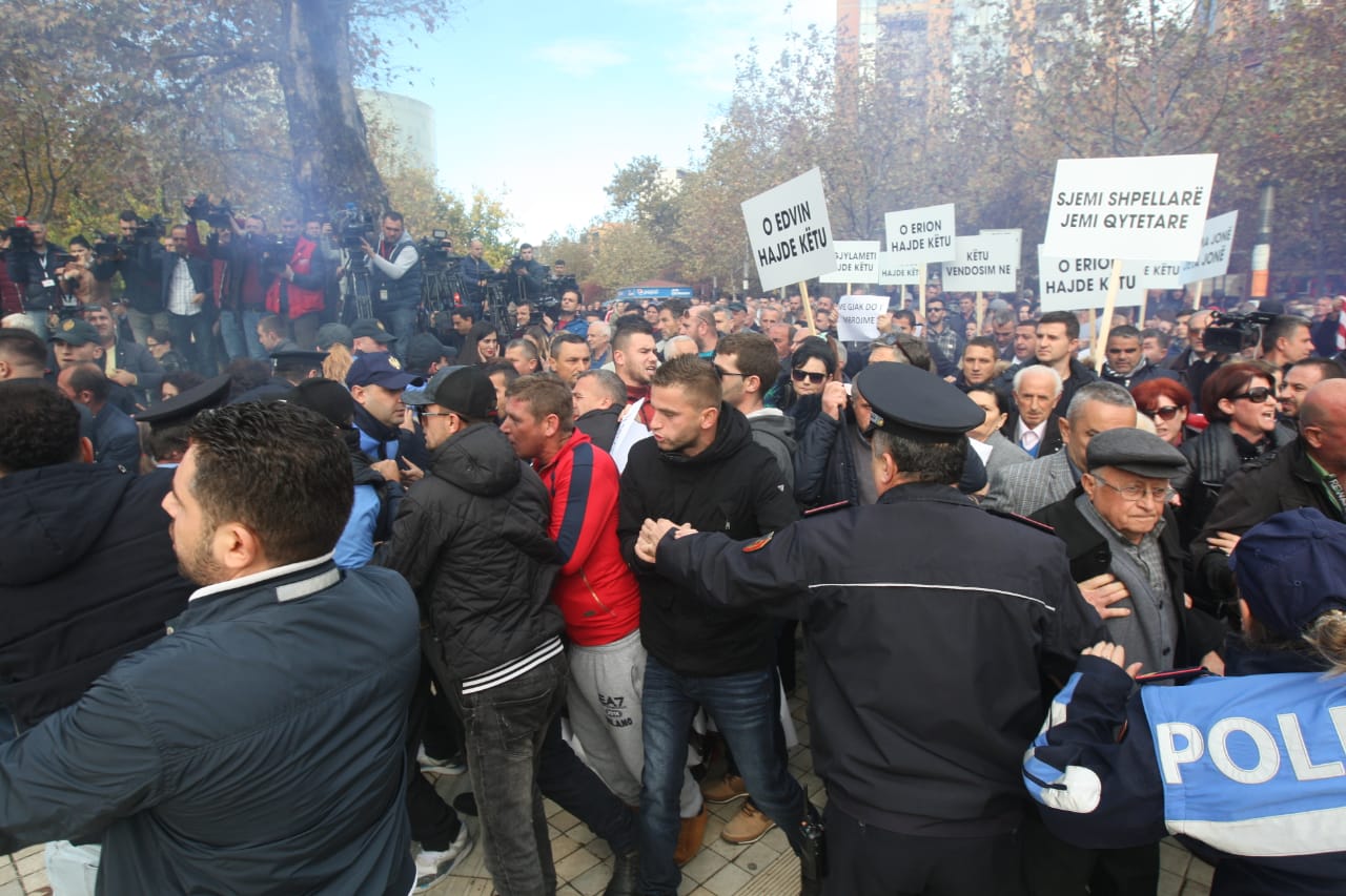 Protesta-Unaza-re
