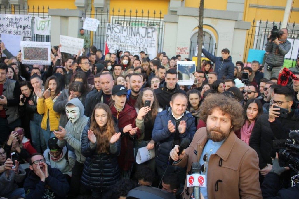Protesta-studentet-tarifat-ministria5