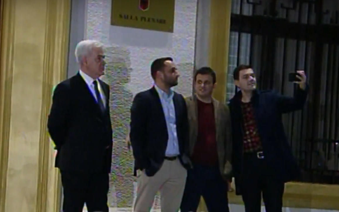 Xhafaj=deputetet