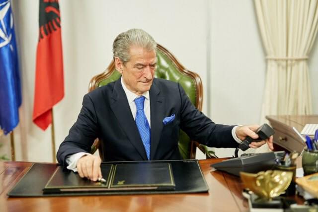 berisha telefon