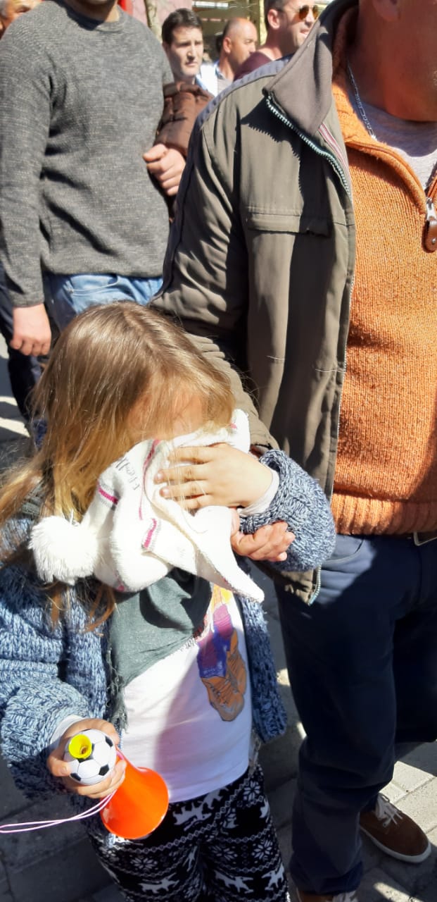 protesta-ne-foto=gazilotsjelles-tymueset-te-lenduarit