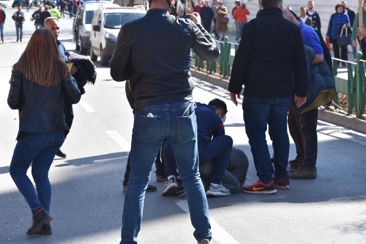 protesta-ne-foto=gazilotsjelles-tymueset-te-lenduarit1