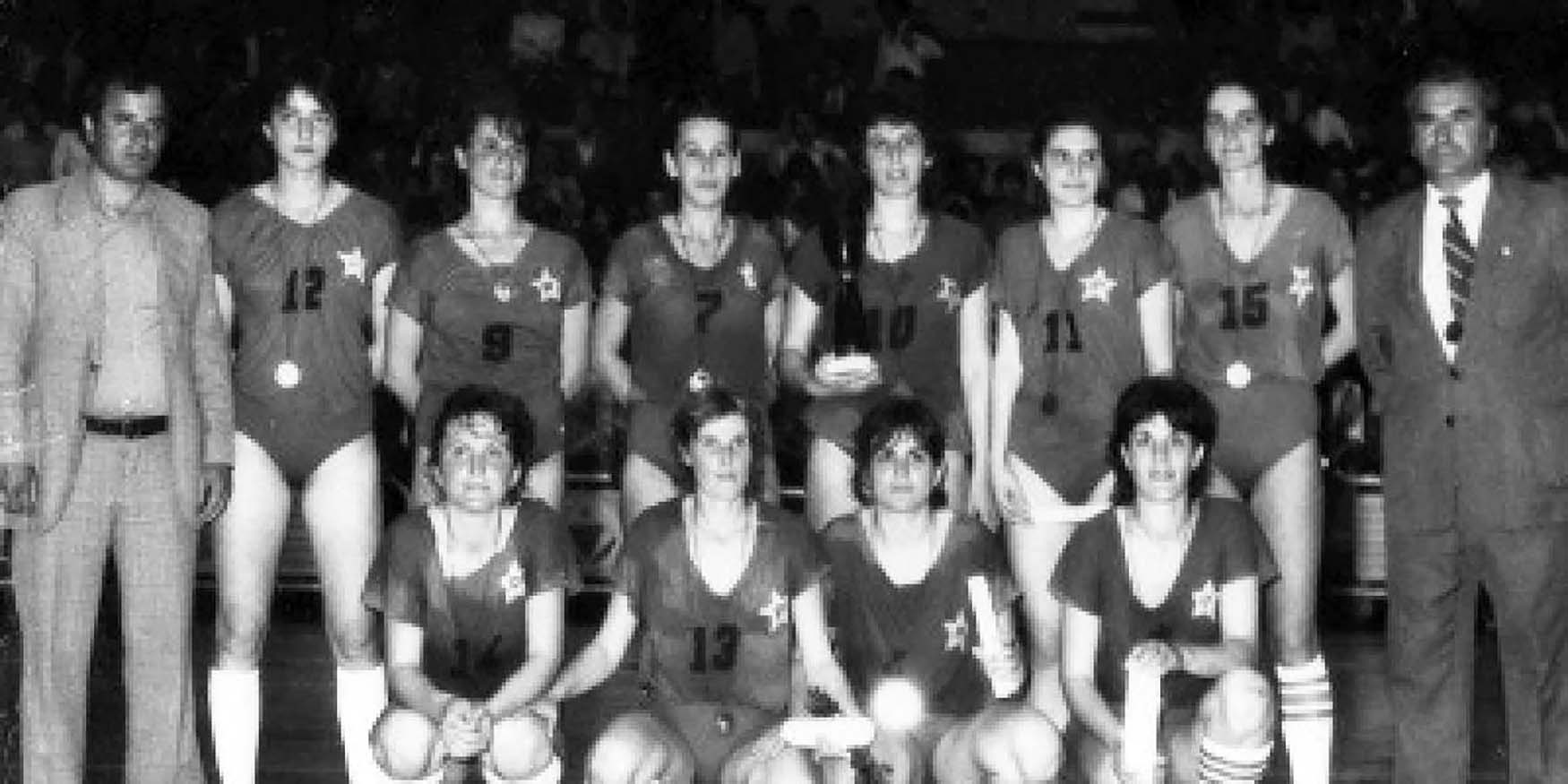 partizani-femra-kampion-i-shqiperise-me-trajner-njazi-lleshin-c1200x600