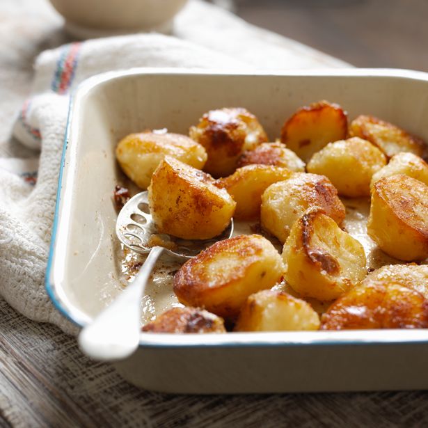 1_Roast-potatoes-for-dinner