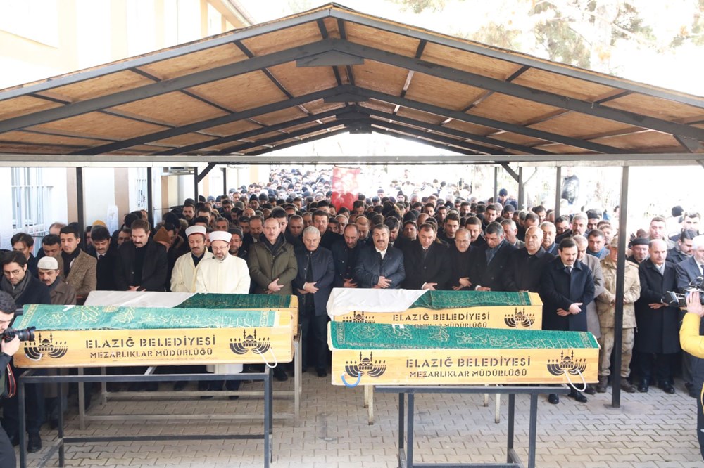 Varroset funerali i 5 personave nga e njëjta familje që vdiq në tërmetin në Elazig.