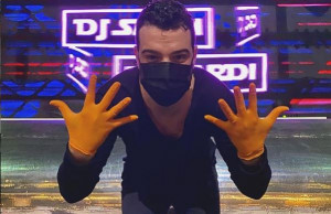 “Propozimin për martesë mund …”- DJ Sardi i ka dhënë fund beqarisë? Publikon foton, por kapet detaji që nxiti dyshimet