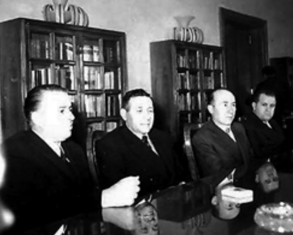 Enver Hoxha, Mehmet Shehu, Koço Theodhosi e Kiço Ngjela