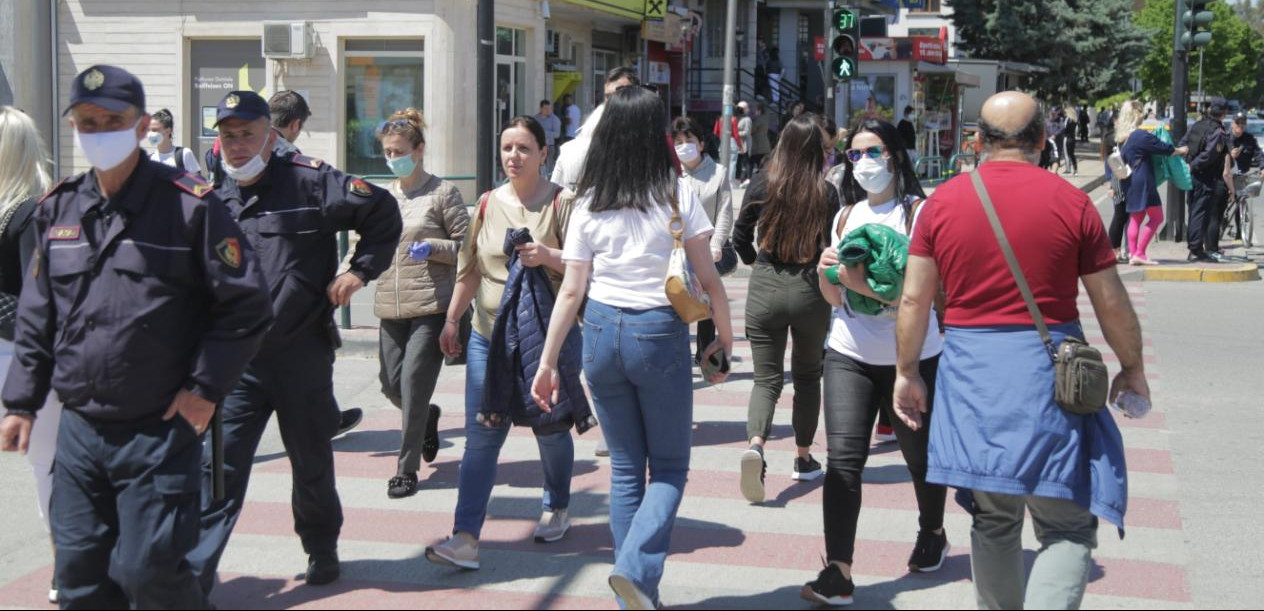 tirane korona mask12