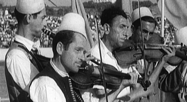 Orkestrina e muzikës popullore të qytetit të Tiranës në Festivalin Folklorik Kombëtar, Tiranë 1952