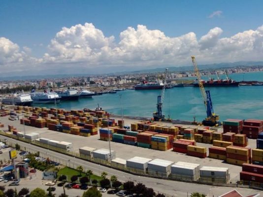 Terminali-i-kontejnerëve-në-portin-e-Durrësit-534x400