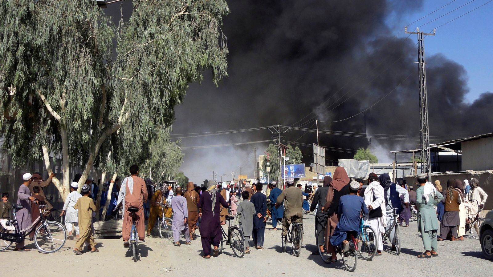 foto nga luftimet mes talibaneve dhe afganeve ne Kandahar