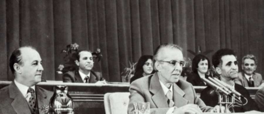 Enver Hoxha Byroja Politike