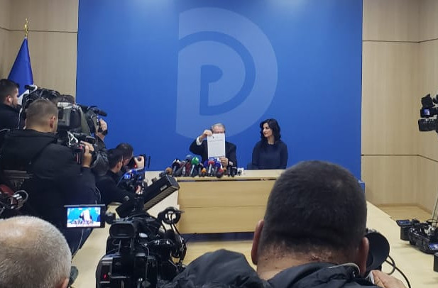 Sali Berisha referendumi i PD