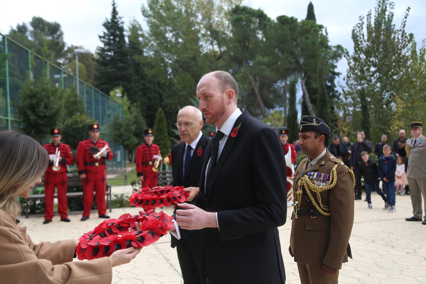 ceremoniaperkujtimorebritaniket (12)