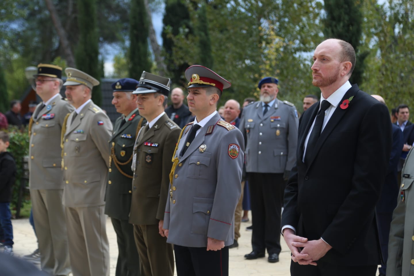 ceremoniaperkujtimorebritaniket (15)