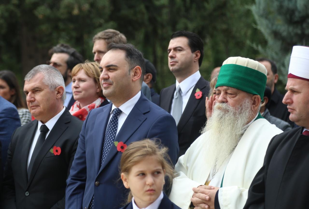 ceremoniaperkujtimorebritaniket (34)