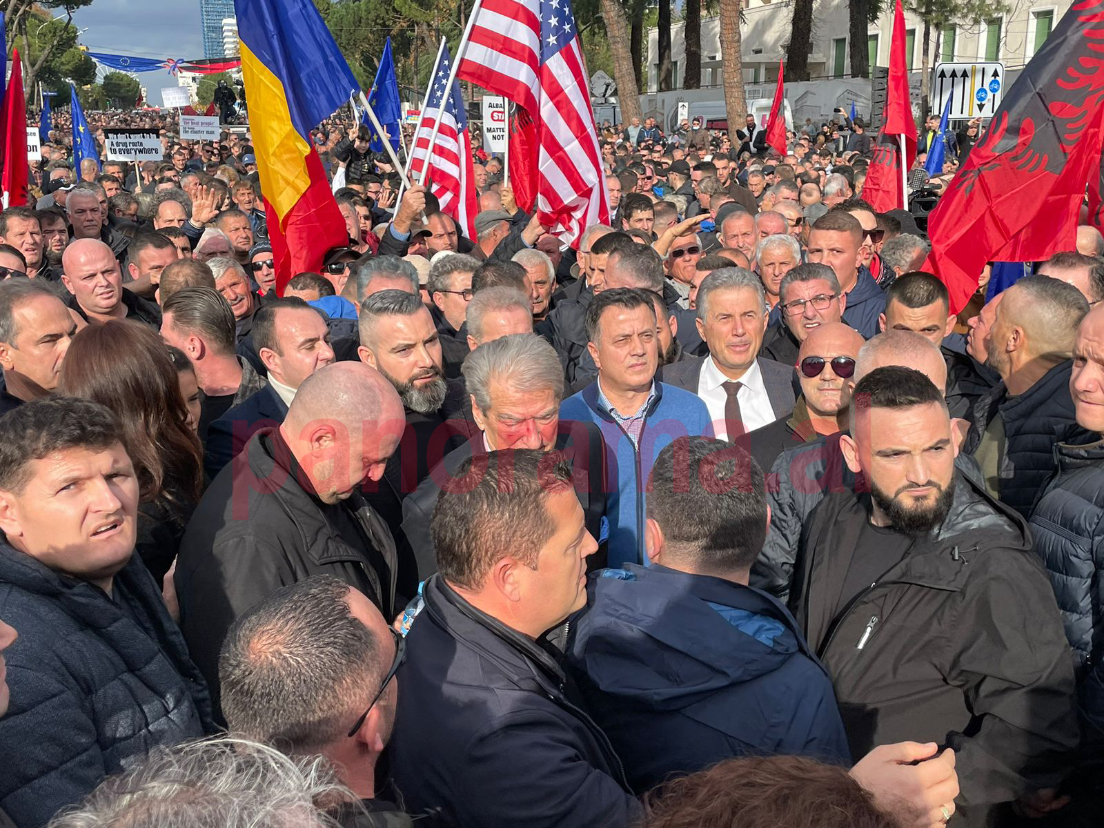 sali berisha proteste grusht gjakosje1o