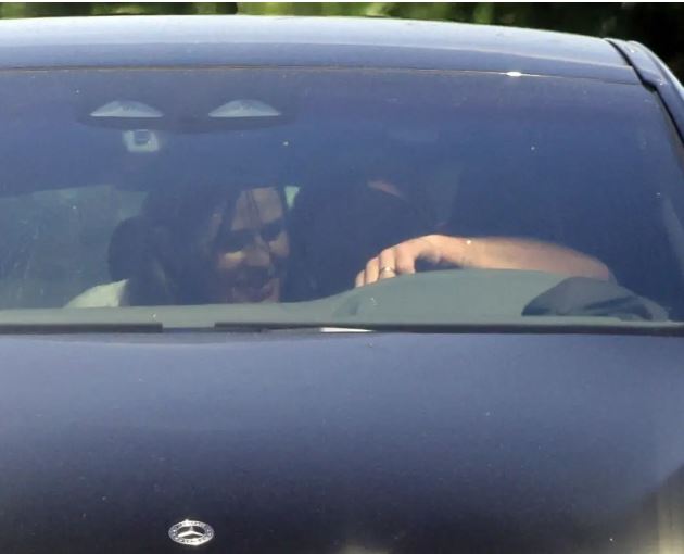 Jennifer Garner dhe Ben Affleck në makinë së bashku 