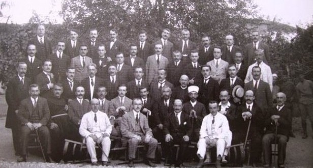 Kongresi-i-lushnjes-delegatet-1920-616x330-1